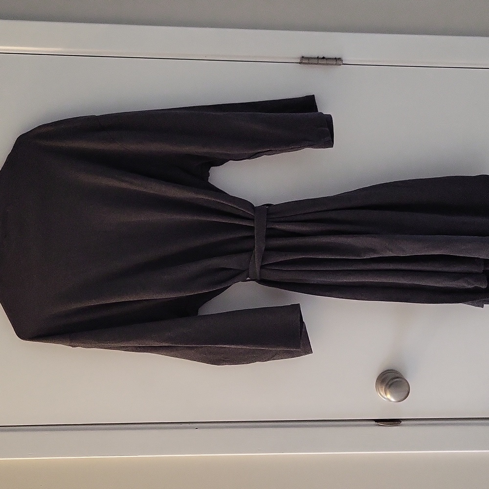 Grey Open-Front Robe - Picture 2 of 4